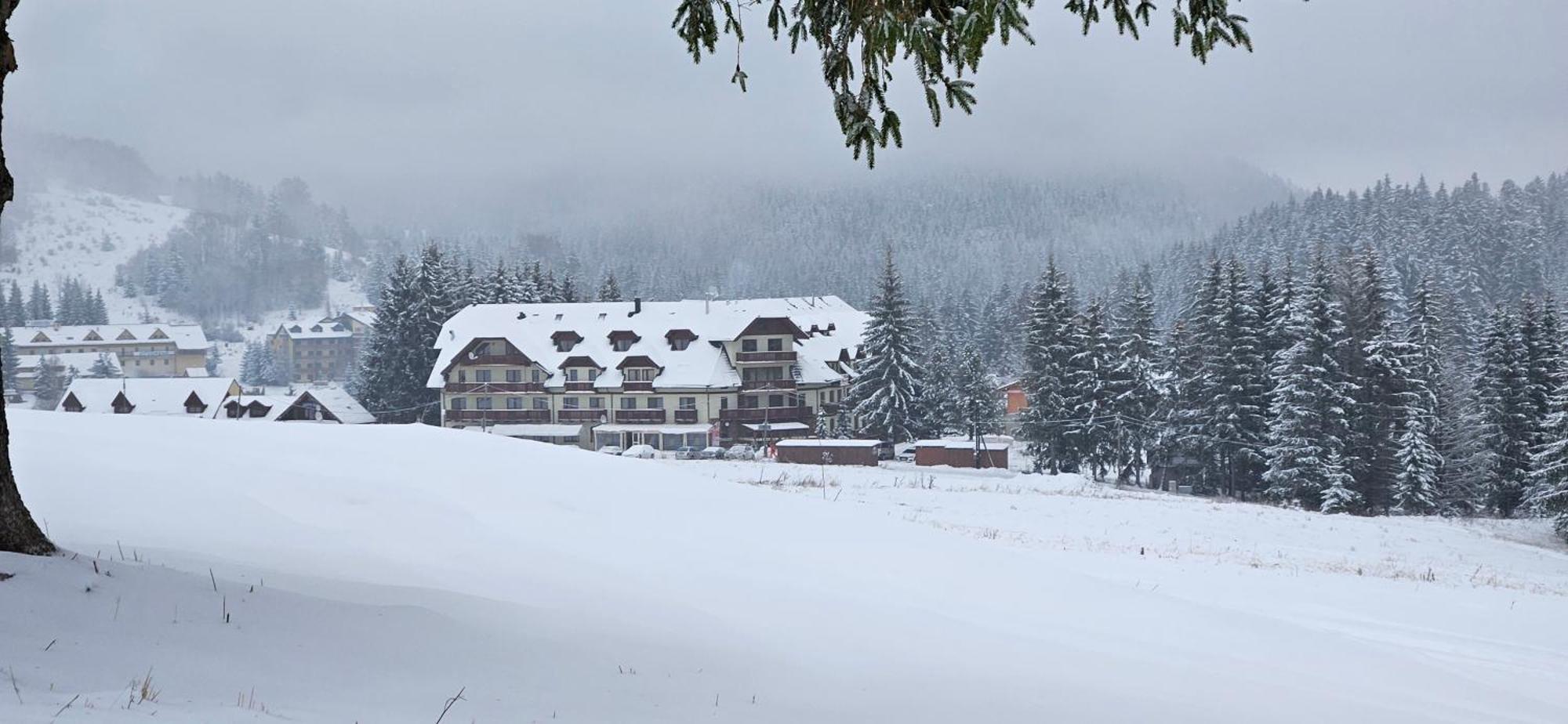 Apartmány a štúdiá Kamzík Donovaly Exterior foto